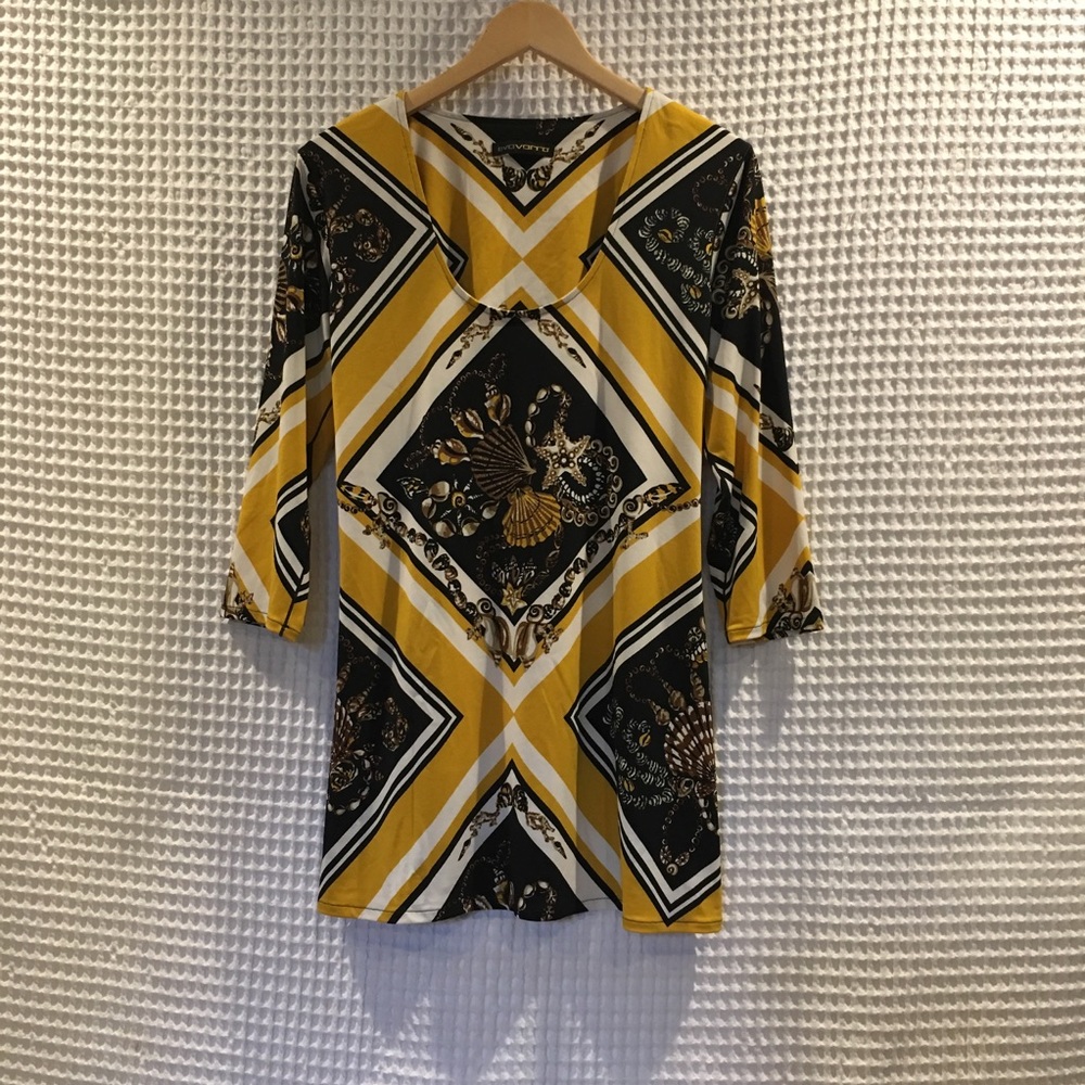 EVA VARRO Tunic w/ pullover construction. Size L